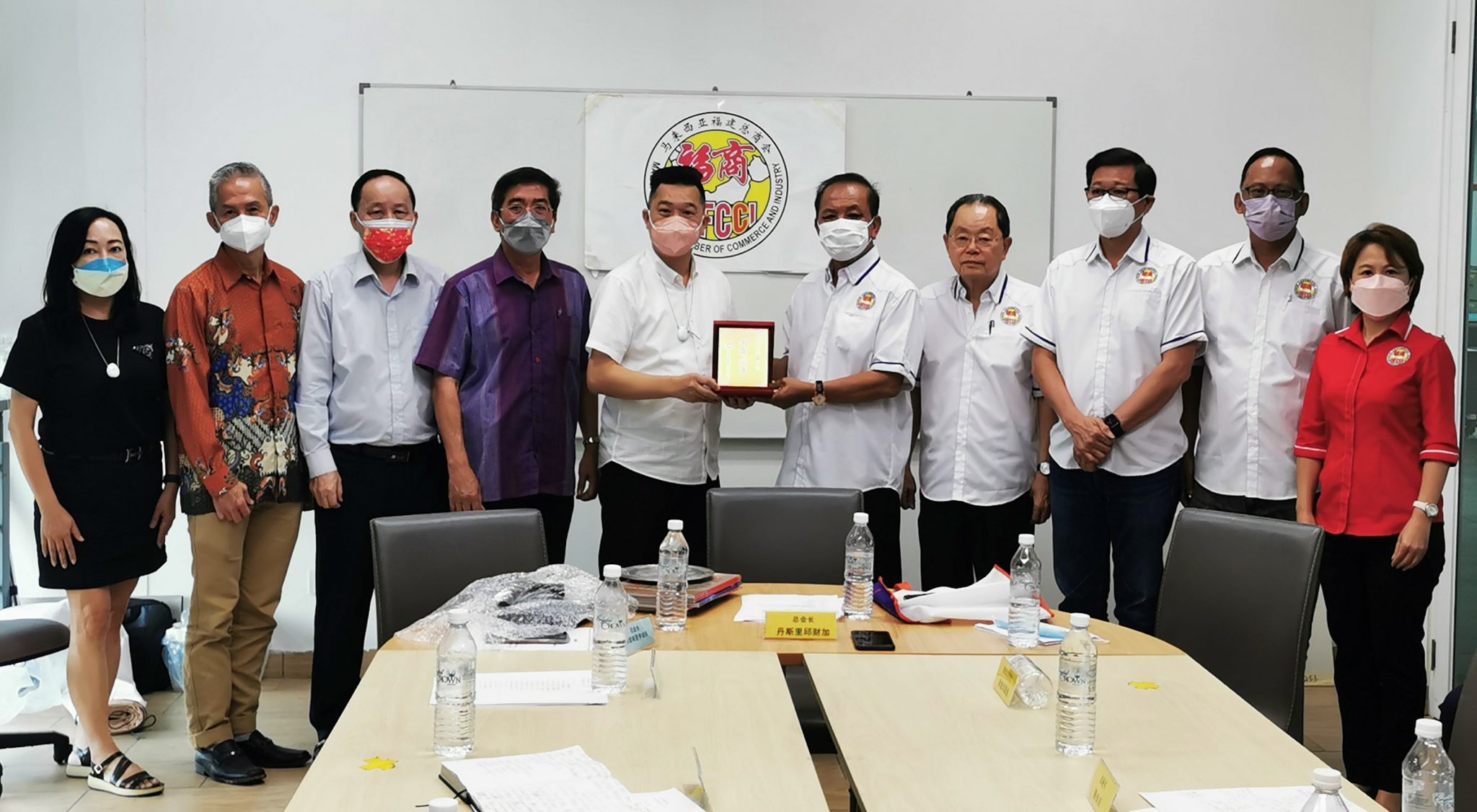 “实现高收入国愿景” 邱财加李培华挺调高最低薪