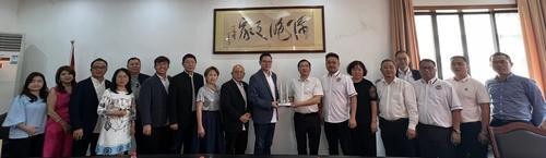 福建总商会访区侨联交流